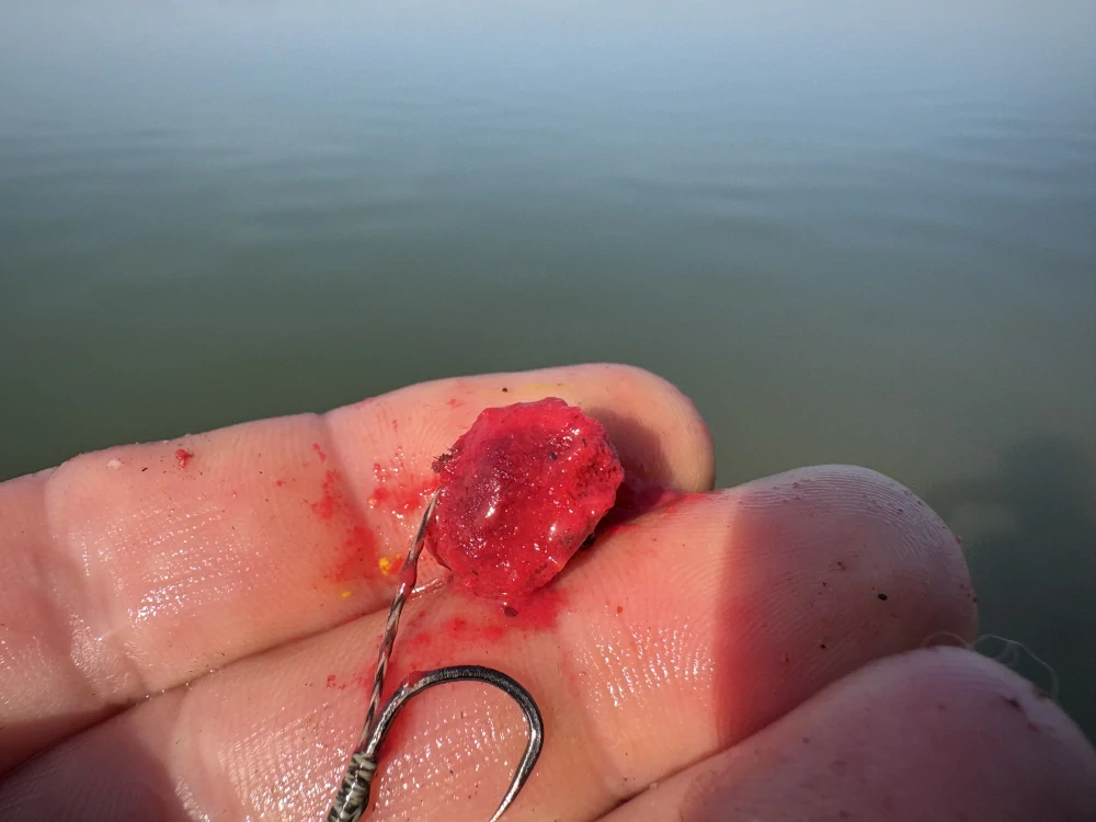 ATYPIC FishCandyX - JAHODA-CHILLI
